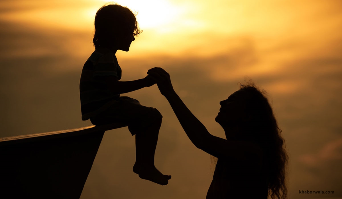 মা ও মেয়ের সম্পর্ক, কীভাবে হবে মধুর?