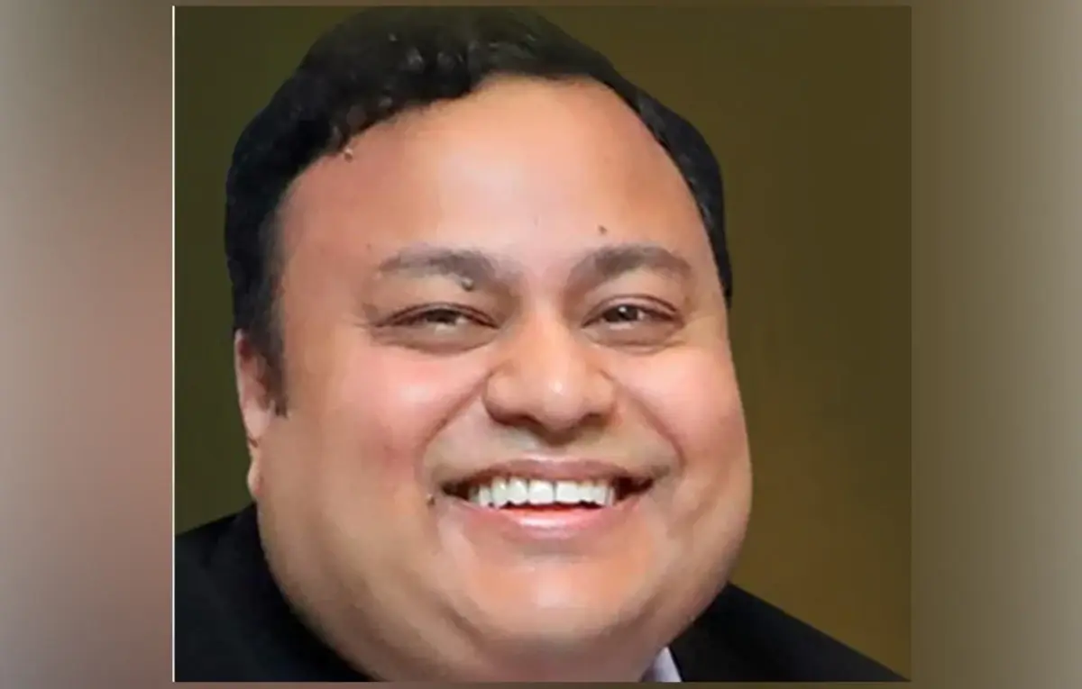 Court Imposes Travel Ban on Two Close Aides of Nafiz Sarafat