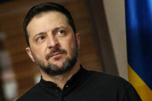 Zelensky Resists U.S. Minerals Deal Amid Growing Tensions