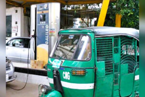CNG filling station closing hours during Ramadan in Dhaka