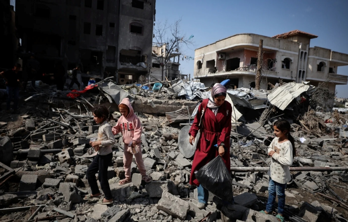 Gaza Civil Defence Reports 14 Killed in Israeli Strikes Since Midnight