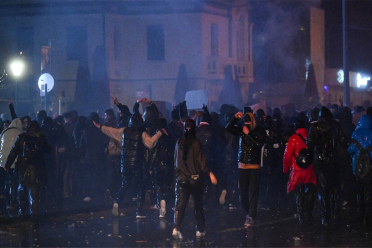 Hundreds Arrested as Turkish Protesters Defy Crackdown