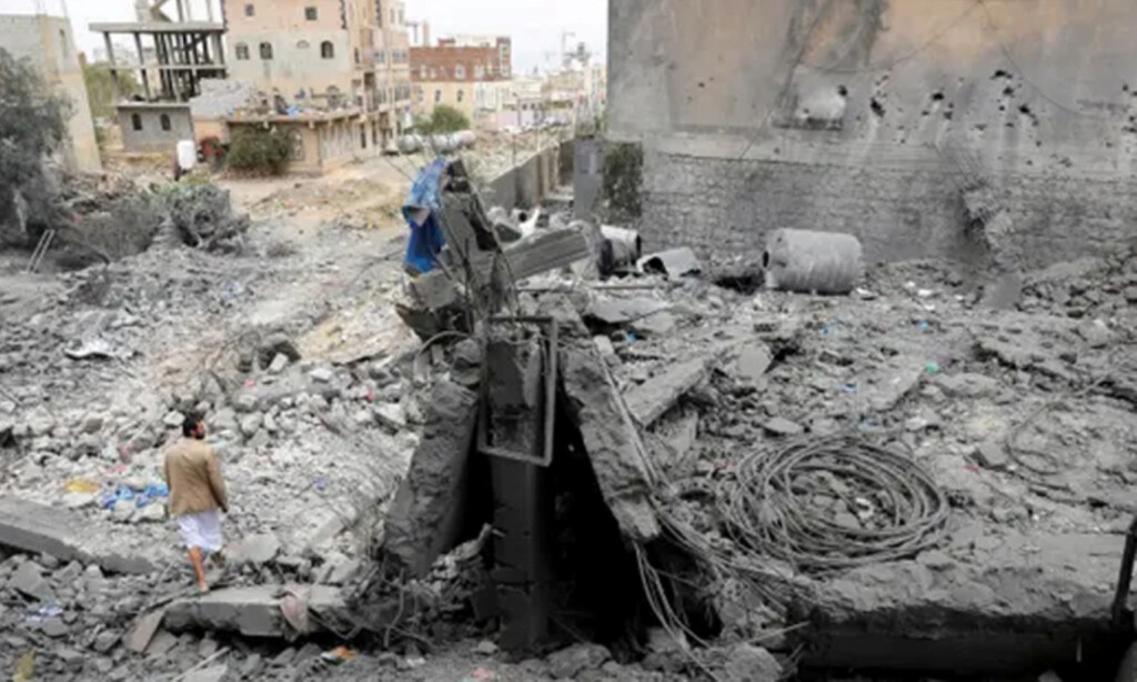 Huthis Claim US Warplanes Conducted 17 Strikes in Yemen