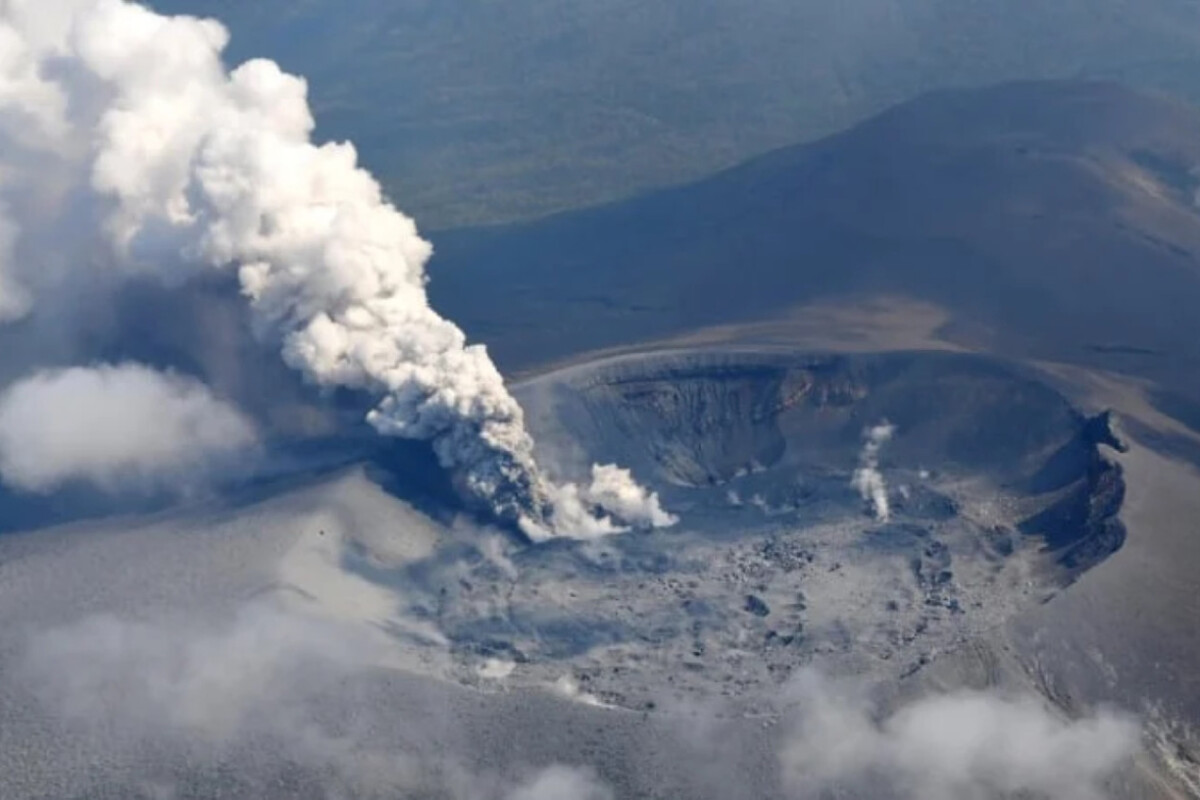 Japan Issues Mid-Level Volcano Warning for Kyushu Region