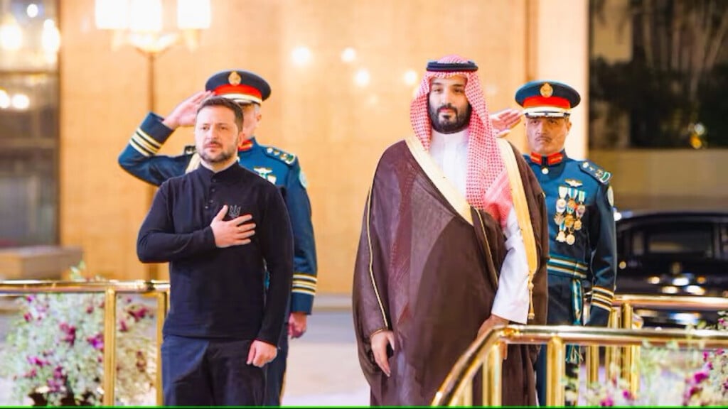 U.S.-Ukraine Peace Talks Begin in Saudi Arabia Amid Drone Attack on Russia 3 Ukrainian President Volodymyr Zelensky meets Saudi Crown Prince Mohammed bin Salman in Jeddah, Saudi Arabia.