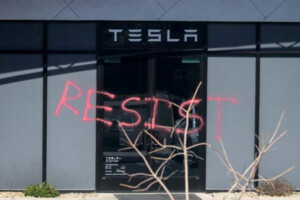 Man Charged with Destroying Teslas in Las Vegas Amid Anti-Musk Sentiment