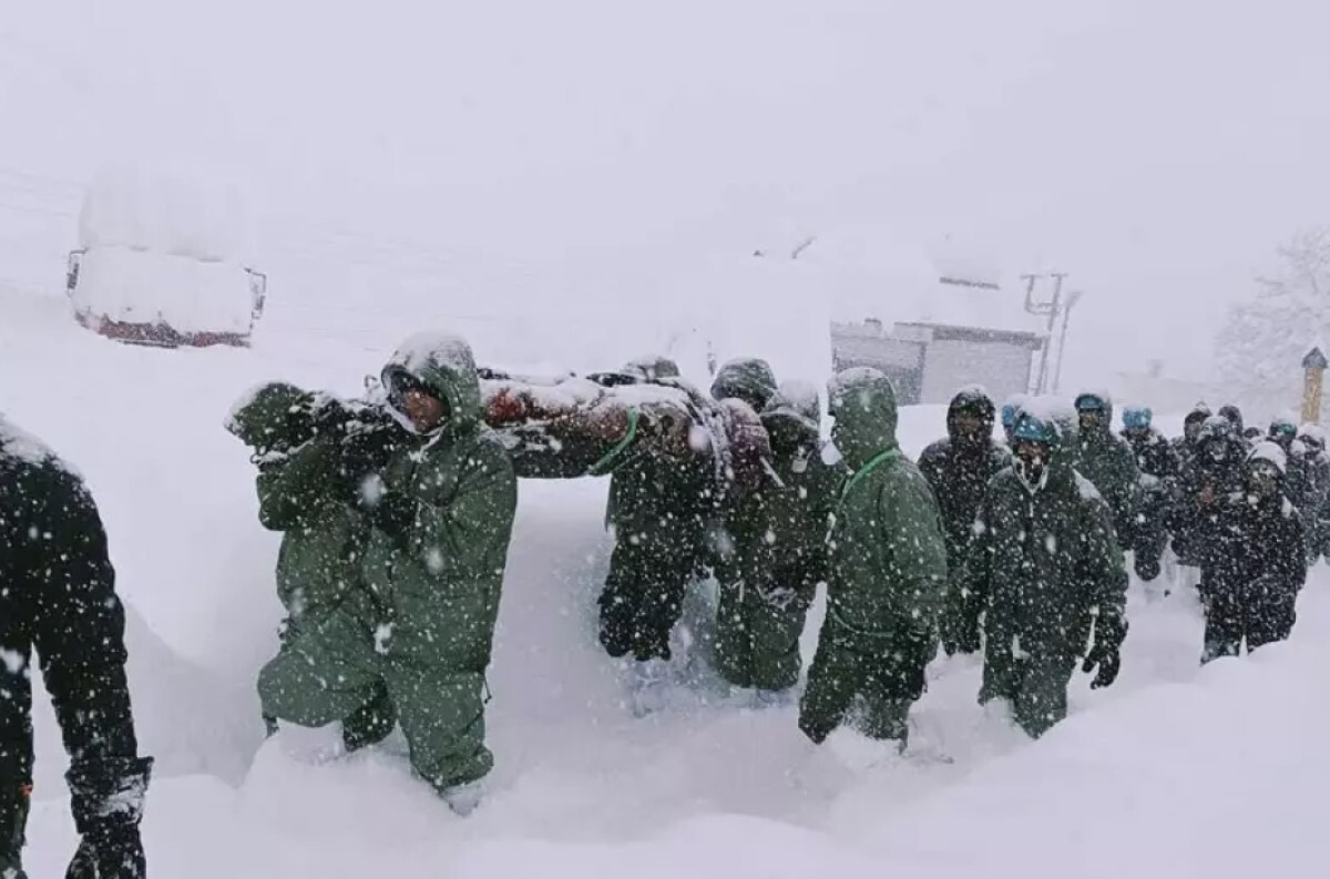 Rescue Efforts Continue on Third Day at Avalanche Site in India