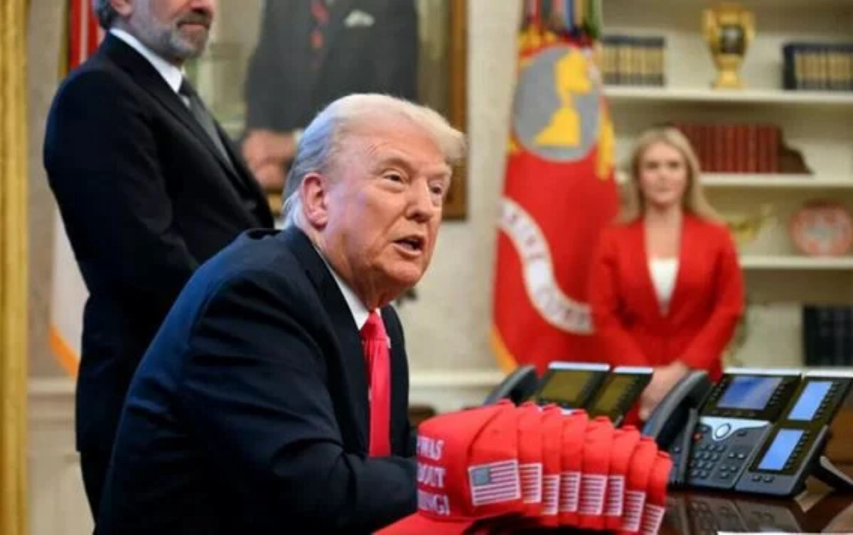 Trump’s Fentanyl Tariffs Serve Broader Political Objectives, Say Analysts