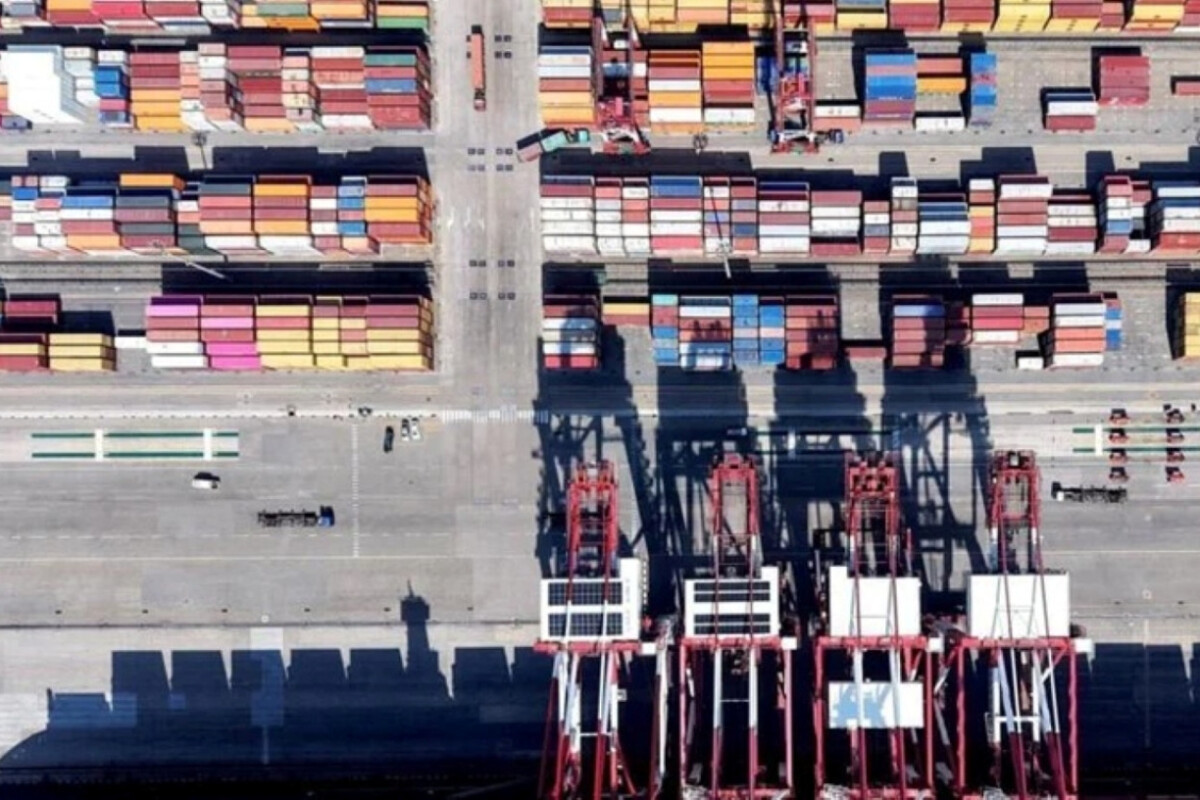 China’s Economic Growth Surpasses Expectations Amid Escalating Trade Tensions