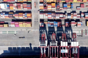 China’s Economic Growth Surpasses Expectations Amid Escalating Trade Tensions