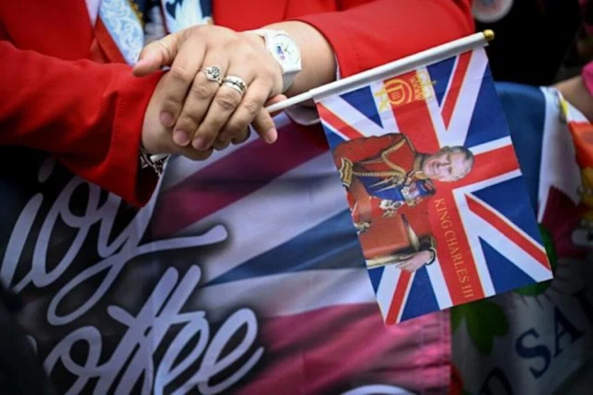 King Charles and Queen Camilla Pay Tribute to Dante in Ravenna