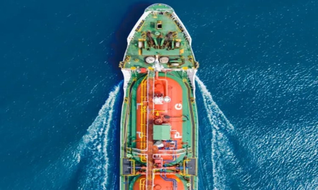 Sharp Rise in Piracy Across Singapore Straits in Early 2025