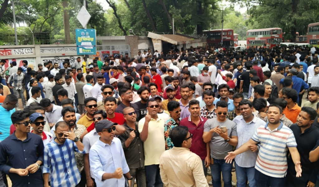 Call for Resignation of Dhaka University Vice-Chancellor and Proctor Over Killing of Student Leader