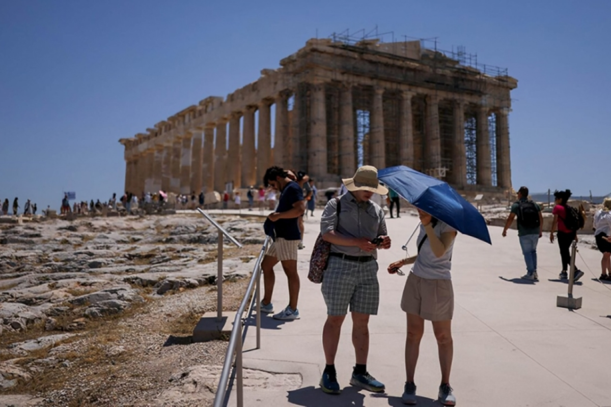 Europe Swelters in First Heatwave of the Summer as Continent Continues to Warm