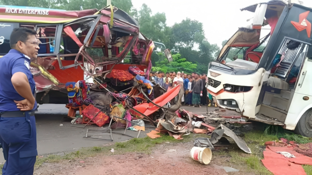 3 Killed 25 Injured in Faridpur Bus Collision 1753352086 3 Killed, 25 Injured in Faridpur Bus Collision