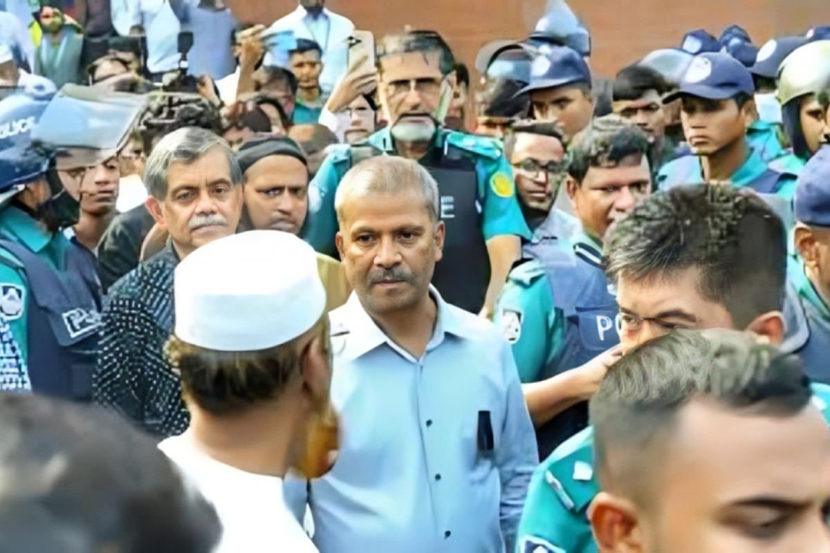 Advisors Fail to Leave Under Police Protection, Return to College Amidst Student Protests