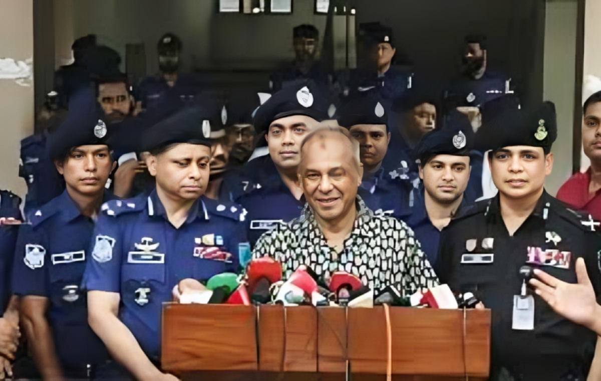 All Looted Arms to Be Recovered Before Polls: Home Adviser