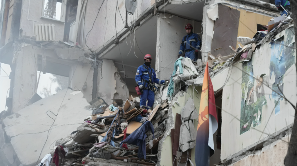 Death Toll from Russian Missile Strike on Kyiv Rises to Six Including a Child 1753960012 Death Toll from Russian Missile Strike on Kyiv Rises to Six, Including a Child