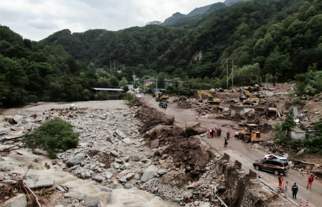 Four Dead Eight Missing After Landslide in Northern China Amid Torrential Rain 1753704685 Four Dead, Eight Missing After Landslide in Northern China Amid Torrential Rain