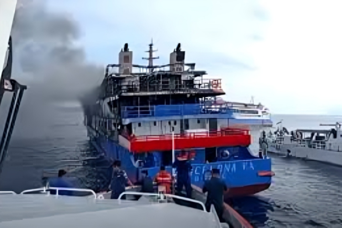 Indonesia Ferry Fire Claims Three Lives, Over 500 Rescued
