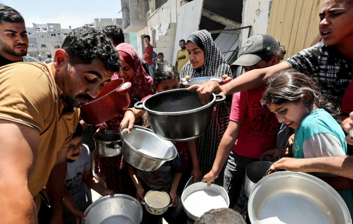 Israel Declares Gaza Fighting Pause Amid Deepening Hunger Crisis