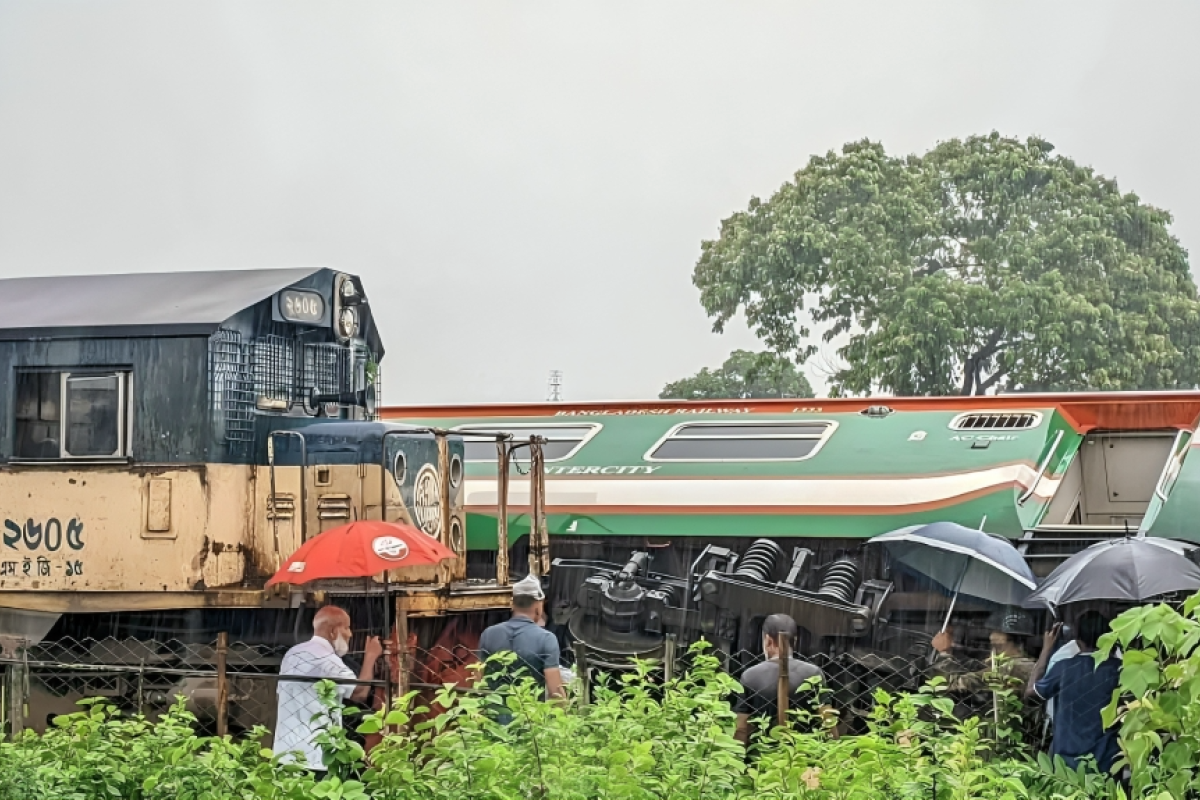 Lalmonirhat Train Crash: Signal Fault Causes Collision and Derailment