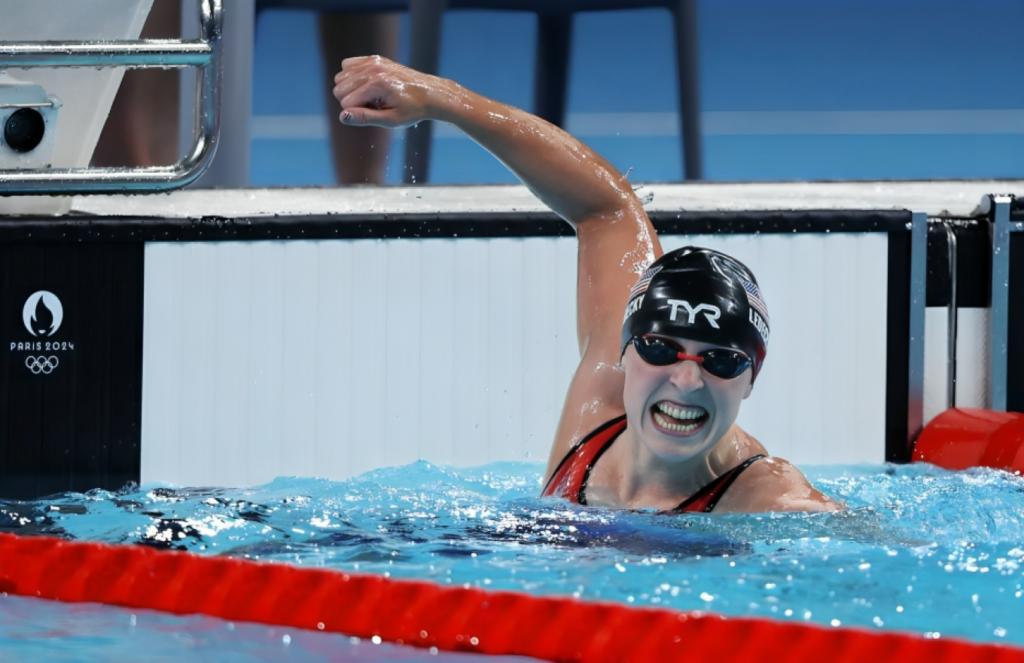 Ledecky wins 1500m in Singapore earning 22nd world gold. 1753791245 Ledecky wins 1,500m in Singapore, earning 22nd world gold.