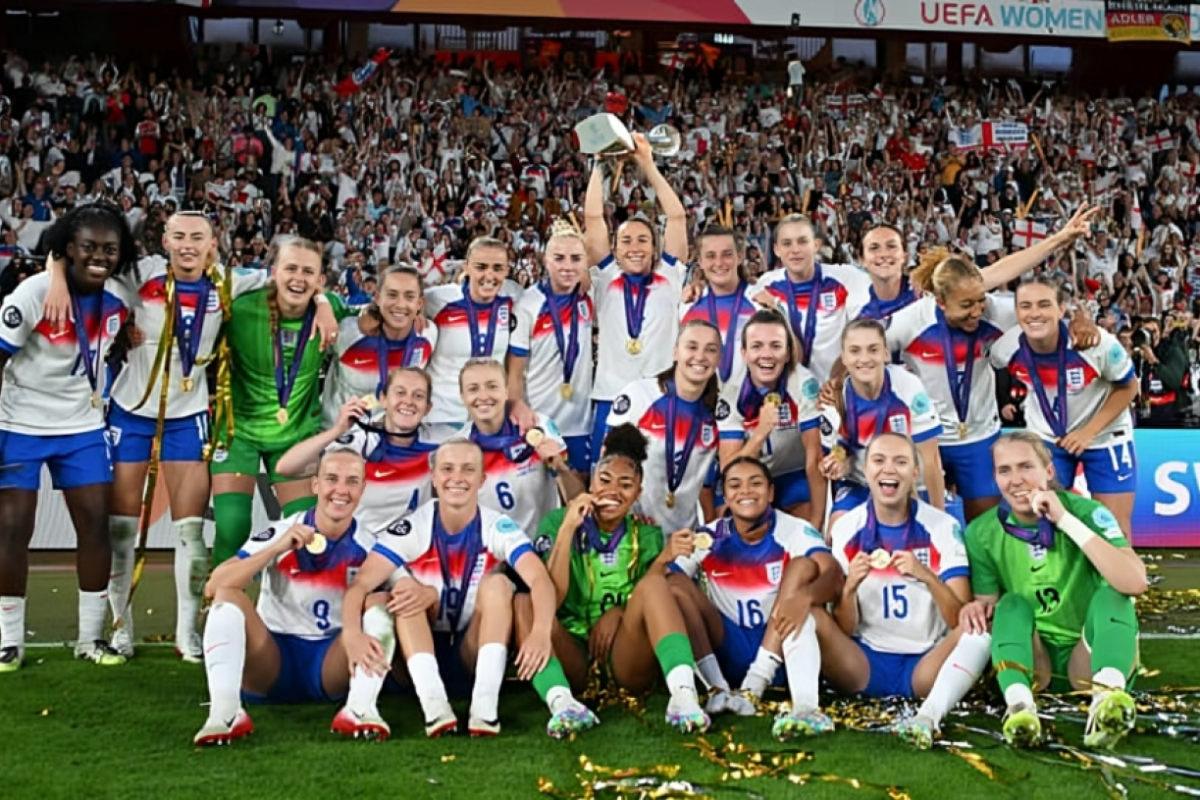 Lionesses Return to Heroes’ Welcome After Euro 2025 Win