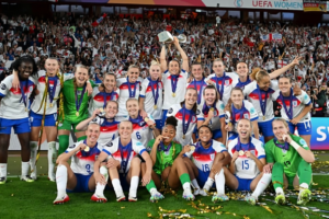 Lionesses Return to Heroes’ Welcome After Euro 2025 Win