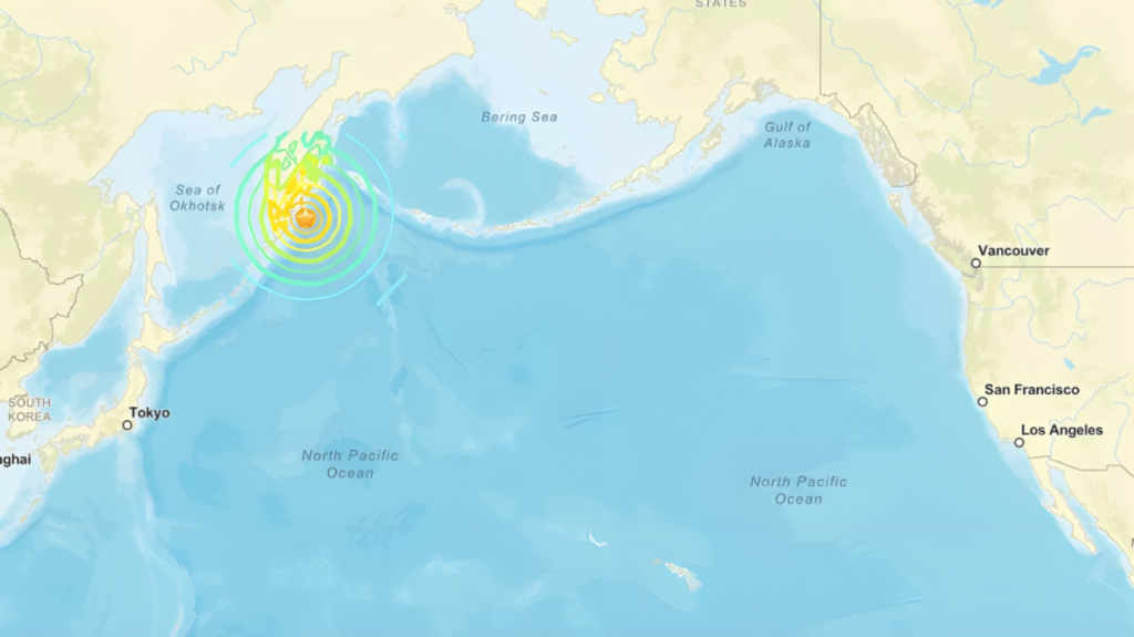 Massive Earthquake off Russia Triggers Pacific Tsunami Warnings 1753875227 Massive Earthquake off Russia Triggers Pacific Tsunami Warnings