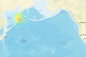Massive Earthquake off Russia Triggers Pacific Tsunami Warnings