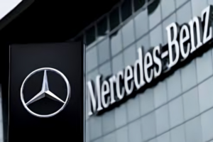 Mercedes-Benz Sees Nearly 70% Profit Decline Amid Tariffs and Weak China Sales