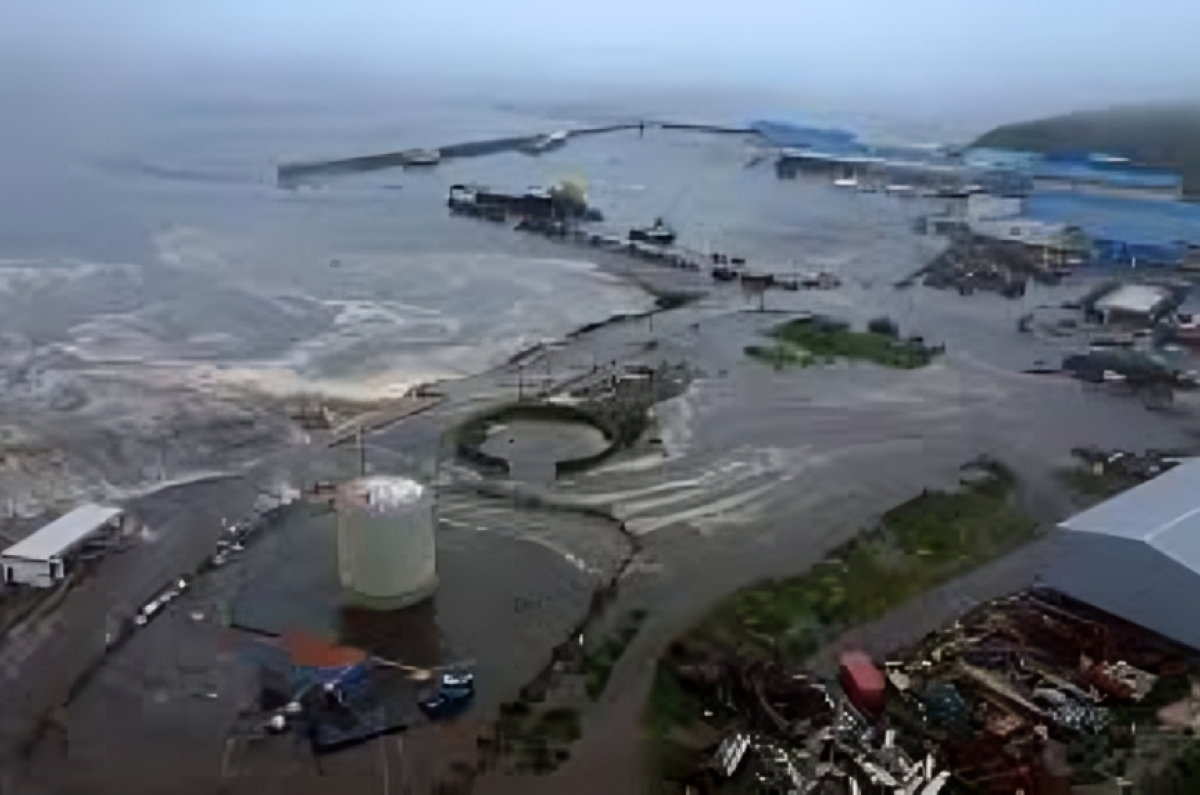 Millions Return Home as Pacific Tsunami Warnings Are Lifted