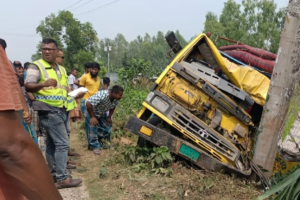 One Dead, Six Injured in Road Accident in Dinajpur