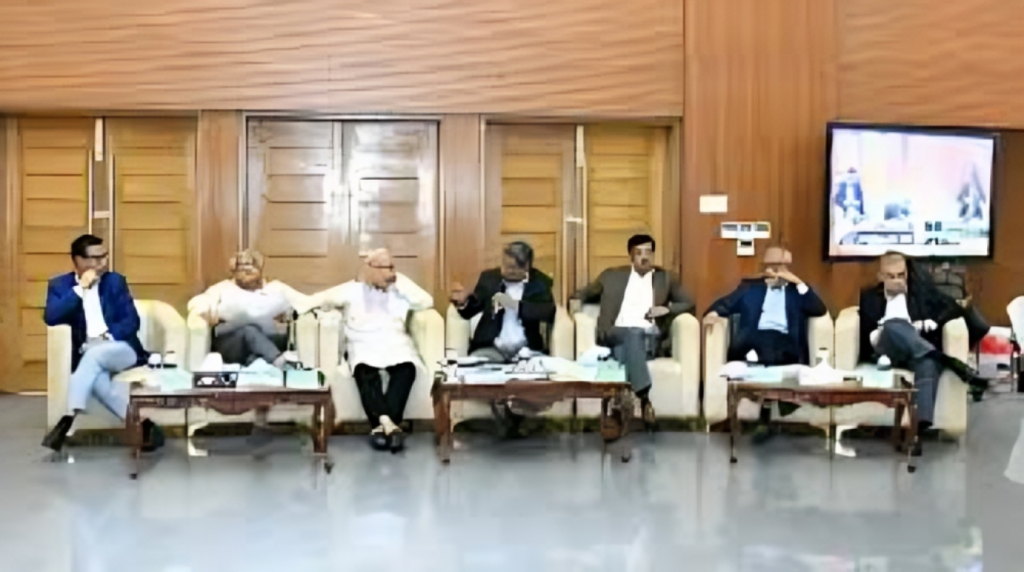 Parties Agree: 10-Year PM Limit, Back Independent Police Commission