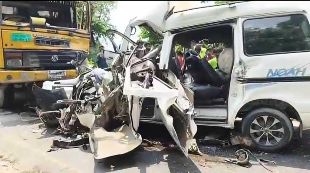 Six Killed in Microbus-Truck Collision in Natore 3 Six Killed in Microbus Truck Collision in Natore 1753255211 Six Killed in Microbus-Truck Collision in Natore