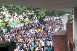 Students Protest in Front of Secretariat Demanding Resignation of Education Adviser