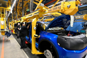 Tariff in EU-US Deal ‘Burdens’ German Carmakers: Industry Group