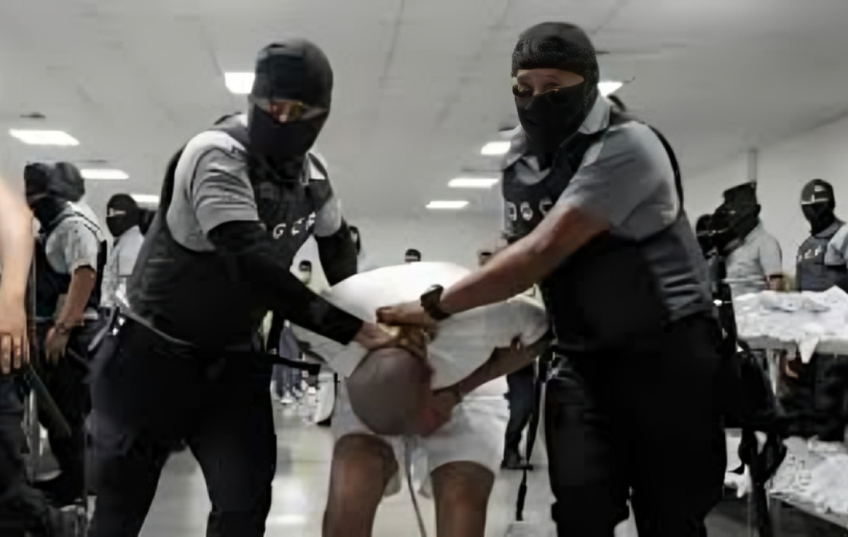 Venezuela Launches Investigation Into Torture Claims of Migrants in Salvadoran Prison