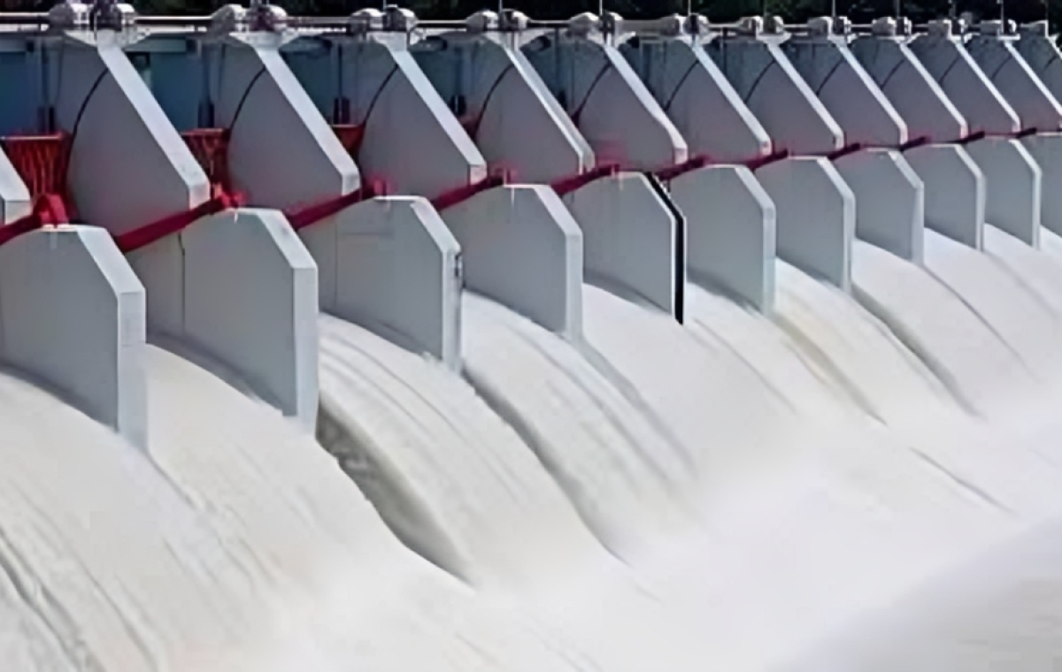 All Gates of Kaptai Dam Opened at Midnight