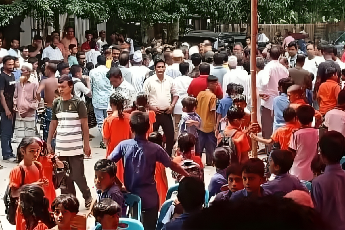 BNP-NCP Clash Over Stage Seating Causes Disorder at Faridpur Event