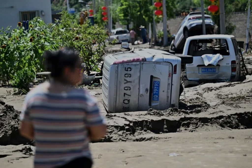 Beijing Issues Maximum Storm Alert Following Deadly Floods 1754305018 Beijing Issues Maximum Storm Alert Following Deadly Floods