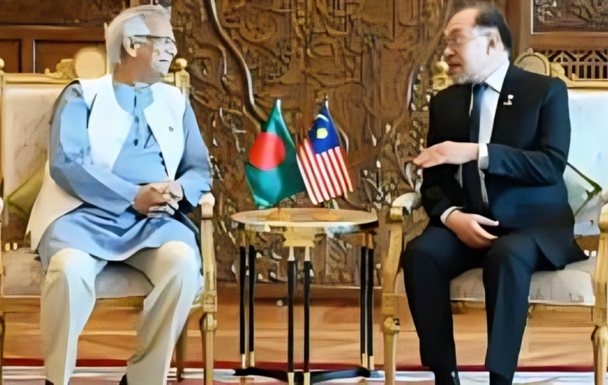 Bilateral Meeting Held Between Chief Adviser and Malaysian Prime Minister
