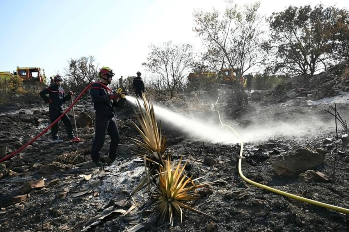 ‘Challenging Day’ for Firefighters Battling Massive Blaze in Southern France