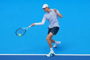 Defending Champions Sinner and Sabalenka Make Winning Starts in Cincinnati