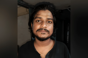 Extortion Attempt Under False Identity in Chapainawabganj: One Caught Red-Handed