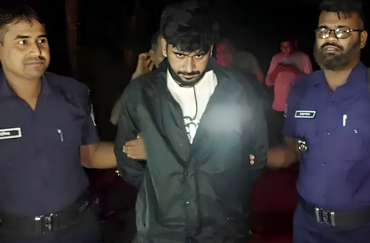 Fake NSI Member Arrested While Extorting Bribe of 500,000 Taka