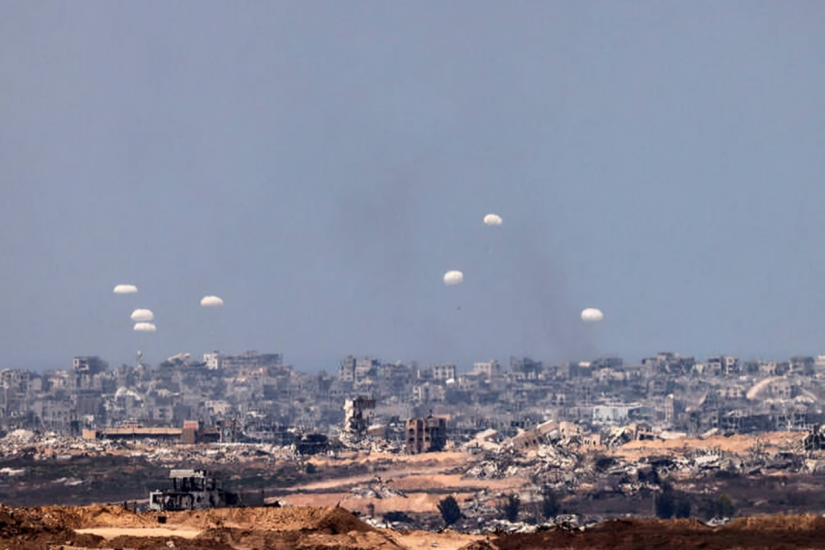 Greece Air-Drops Food Aid Over Gaza: Prime Minister