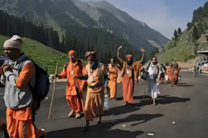 India Concludes Mass Hindu Pilgrimage Amid Tensions in Disputed Kashmir