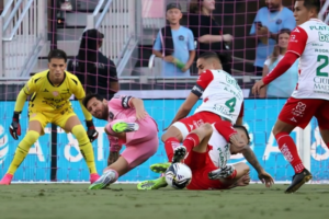 Messi Injured Early in Inter Miami’s Leagues Cup Win Over Necaxa